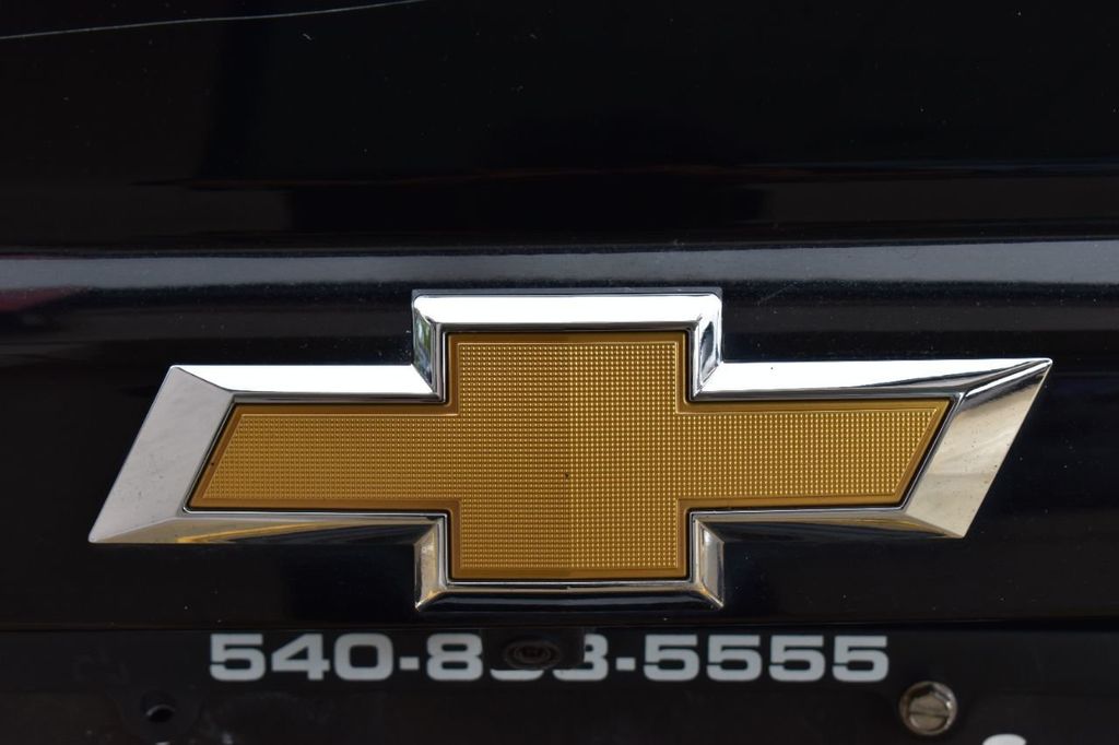 2016 Chevrolet Suburban 4WD 4dr 1500 LT - 22134381 - 65