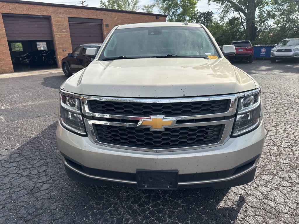 2016 Chevrolet Suburban 4WD 4dr 1500 LT - 23032385 - 9