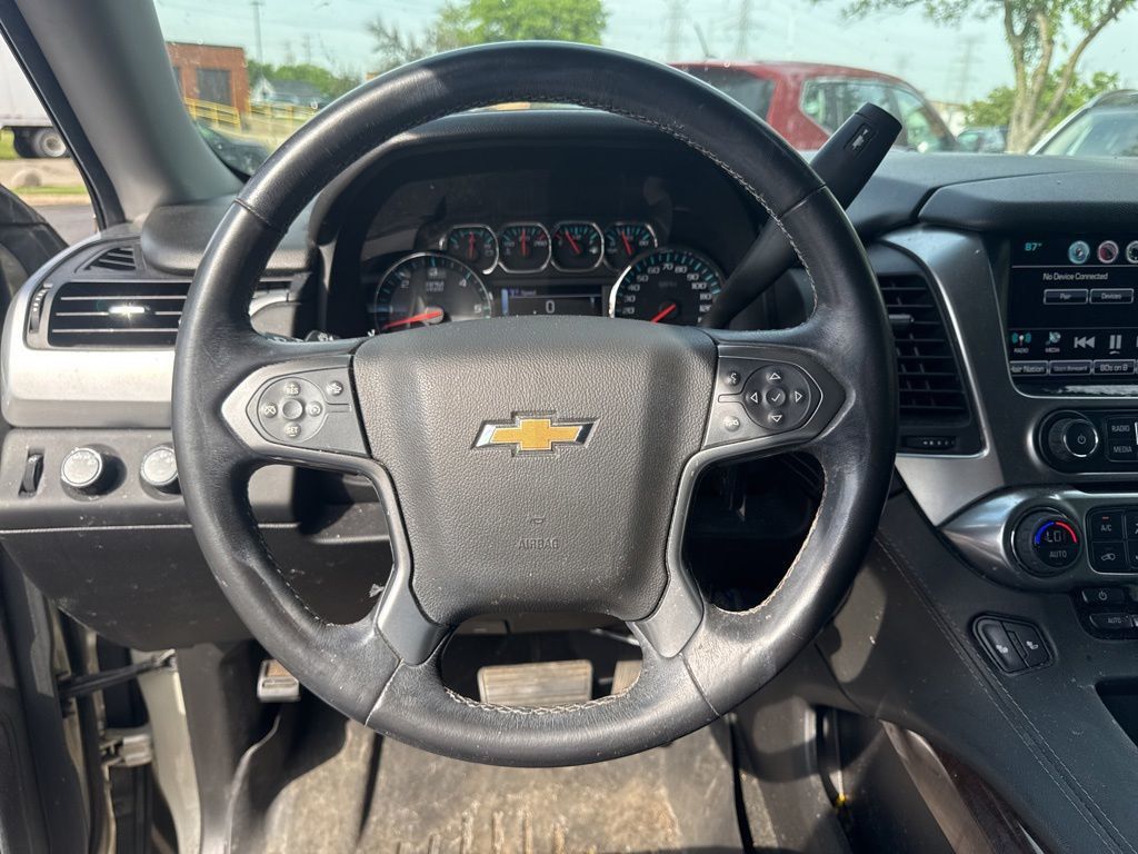 2016 Chevrolet Suburban 4WD 4dr 1500 LT - 23032385 - 10