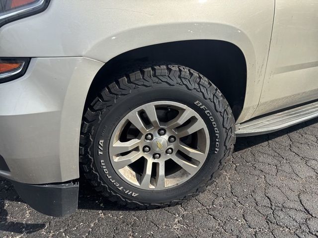 2016 Chevrolet Suburban 4WD 4dr 1500 LT - 23032385 - 1
