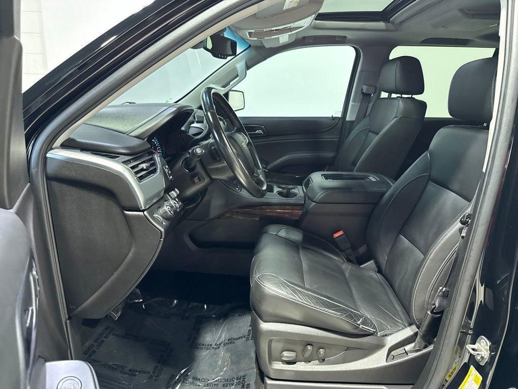 2016 Chevrolet Suburban 4WD 4dr 1500 LT - 23034310 - 22