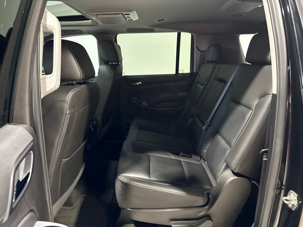 2016 Chevrolet Suburban 4WD 4dr 1500 LT - 23034310 - 31