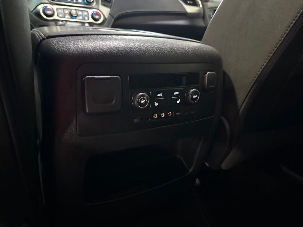 2016 Chevrolet Suburban 4WD 4dr 1500 LT - 23034310 - 34