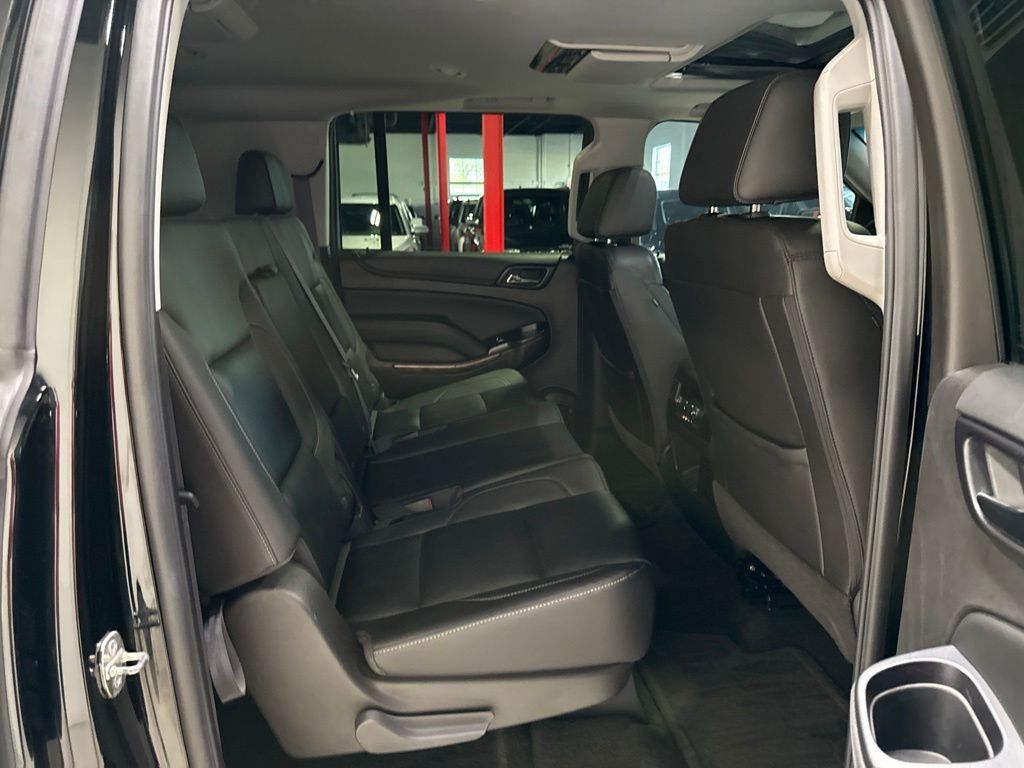 2016 Chevrolet Suburban 4WD 4dr 1500 LT - 23034310 - 42