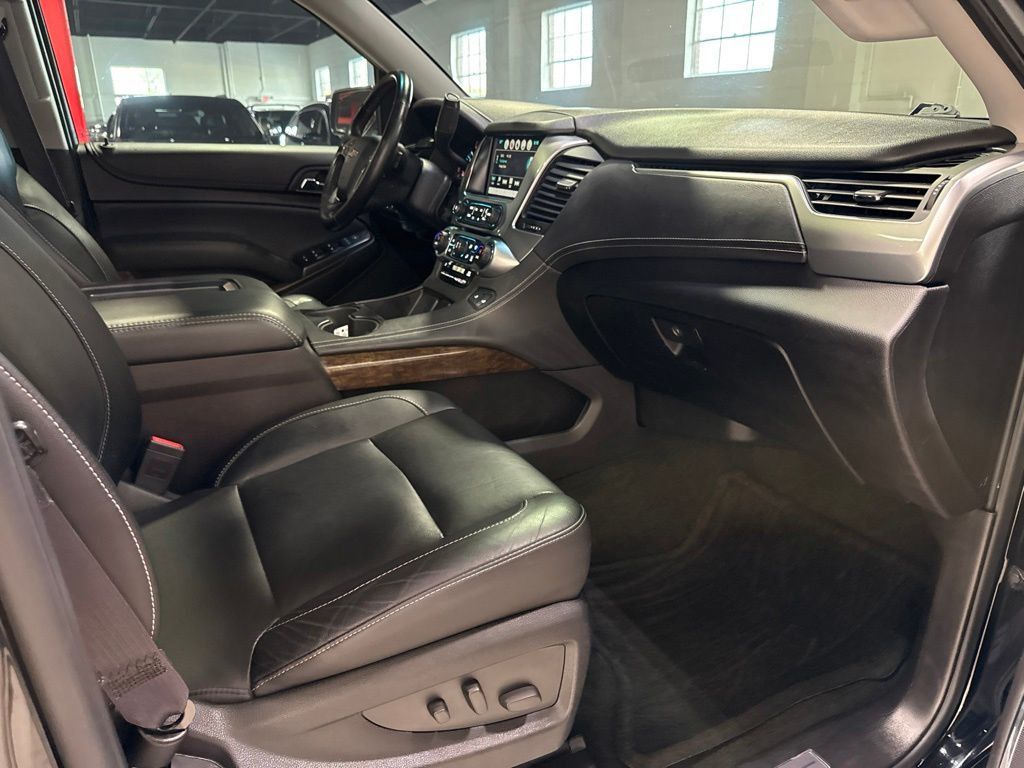 2016 Chevrolet Suburban 4WD 4dr 1500 LT - 23034310 - 48
