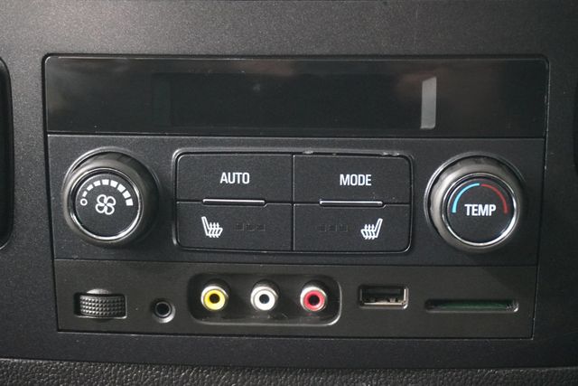 2016 Chevrolet Suburban 4WD 4dr 1500 LTZ - 22984634 - 12