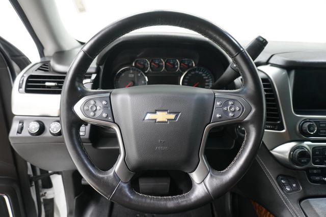 2016 Chevrolet Suburban 4WD 4dr 1500 LTZ - 22984634 - 19
