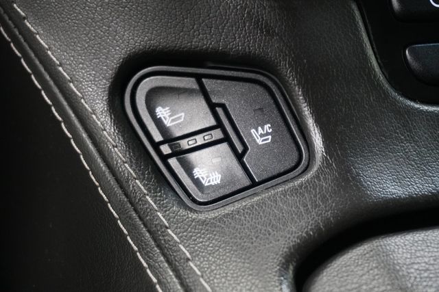 2016 Chevrolet Suburban 4WD 4dr 1500 LTZ - 22984634 - 23