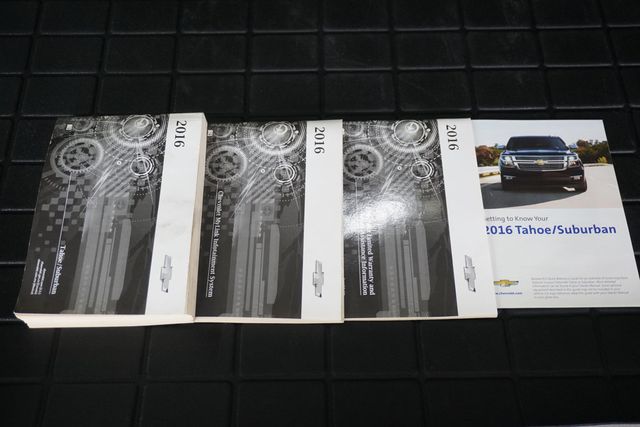 2016 Chevrolet Suburban 4WD 4dr 1500 LTZ - 22984634 - 27