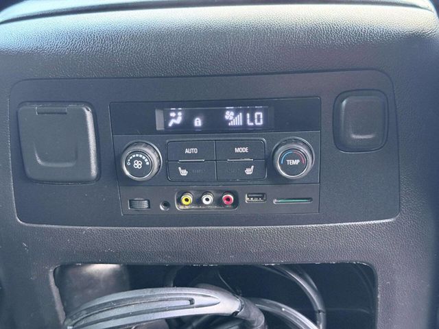 2016 Chevrolet Suburban 4WD 4dr 1500 LTZ - 23050911 - 32