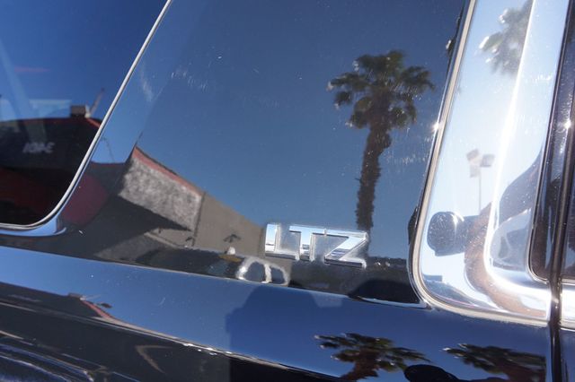 2016 Chevrolet Suburban 4WD, LTZ, MOON ROOF, NAVIGATION, BACKUP CAMERA, PREMIUM SOUND, - 23000995 - 19