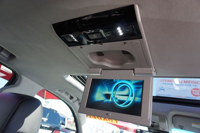 2016 Chevrolet Suburban 4WD, LTZ, MOON ROOF, NAVIGATION, BACKUP CAMERA, PREMIUM SOUND, - 23000995 - 22