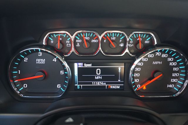 2016 Chevrolet Suburban 4WD, LTZ, MOON ROOF, NAVIGATION, BACKUP CAMERA, PREMIUM SOUND, - 23000995 - 31