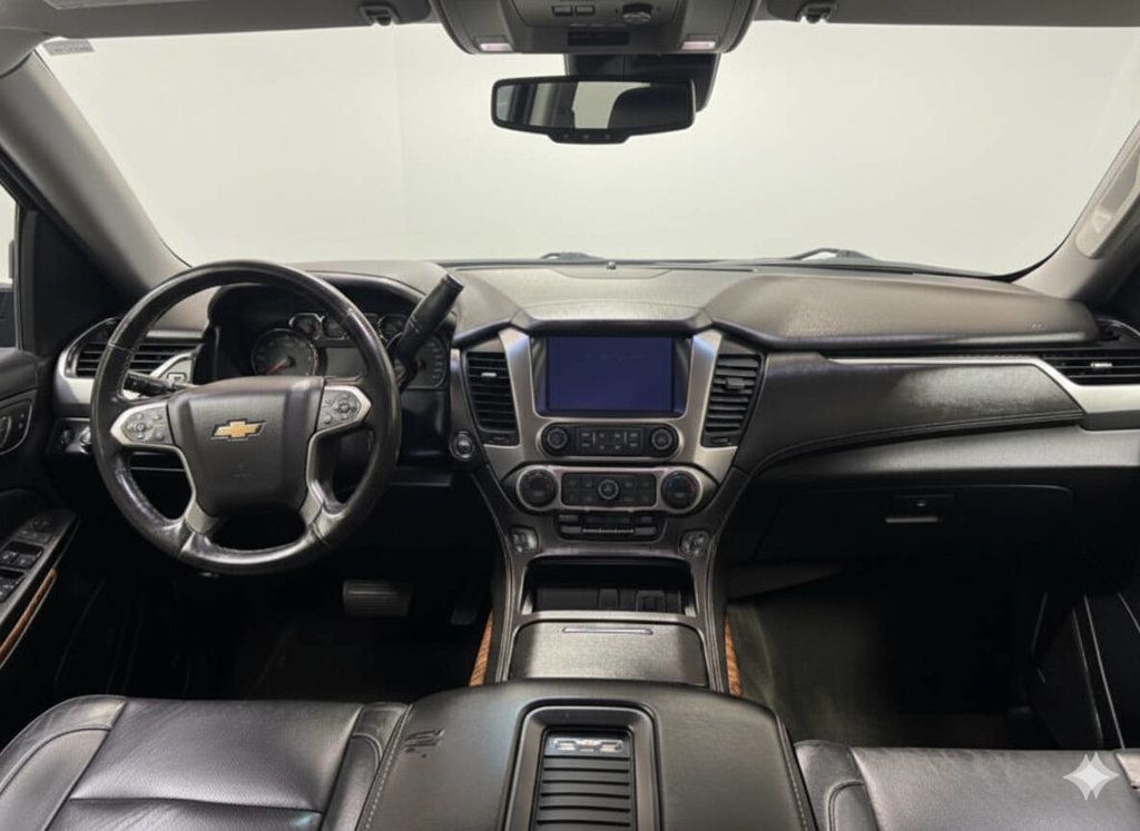 2016 Chevrolet Suburban LTZ 4x4 4dr SUV - 22938472 - 19