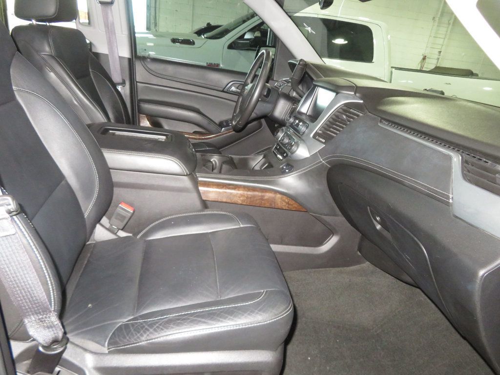 2016 Chevrolet Suburban SUBURBAN 1500 LT LETHER MOONROOF QUAD SEATING EXTRA CLEAN  - 22950025 - 33