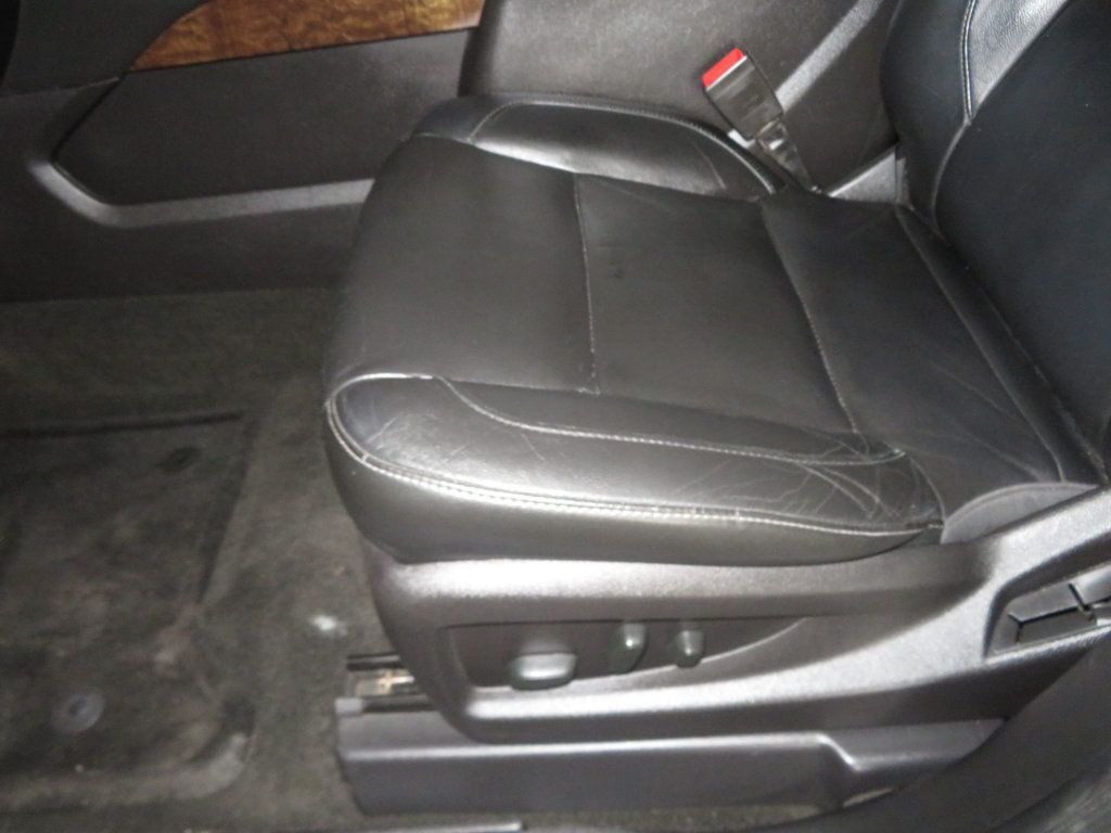 2016 Chevrolet Tahoe 1OWNER THIRD ROW SEAT CHEVY TAHOE LT LEATHER EXTRA CLEAN  - 22951829 - 19