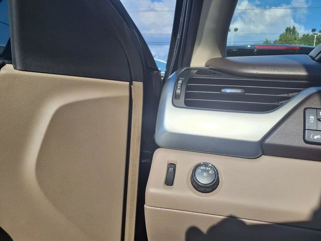 2016 Chevrolet Tahoe 2WD 4dr LTZ - 22915972 - 17