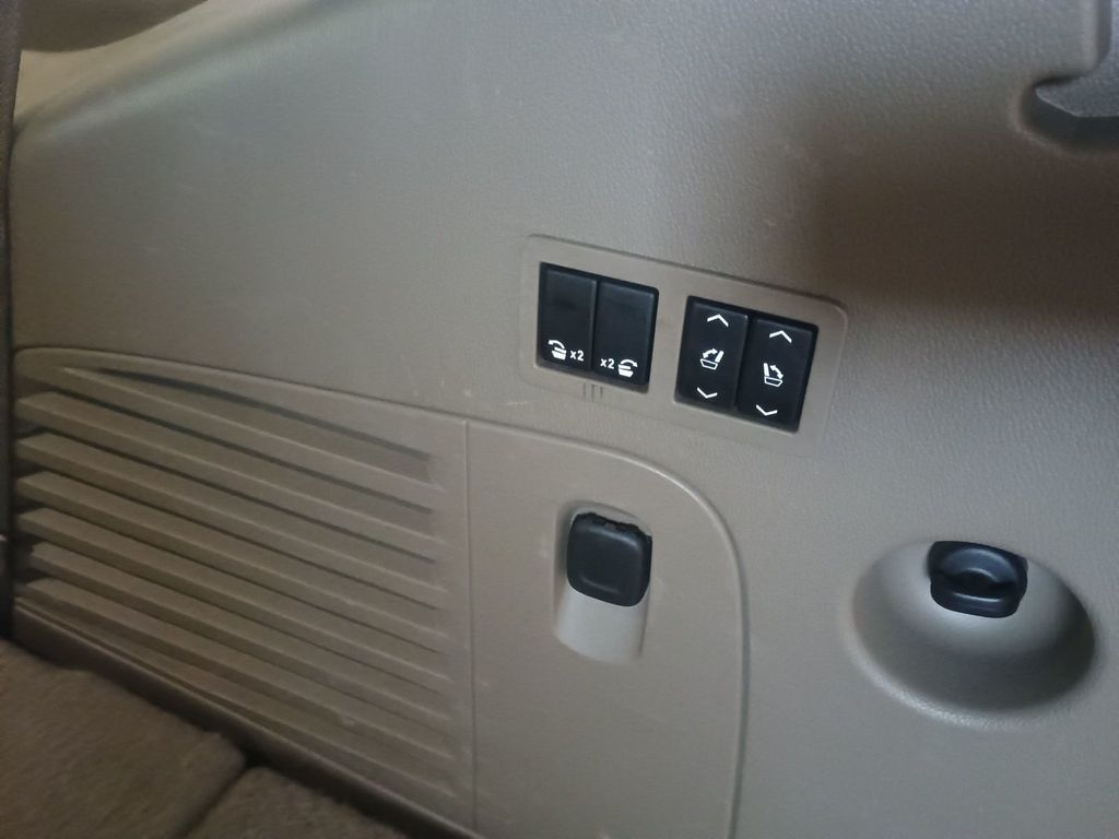 2016 Chevrolet Tahoe 2WD 4dr LTZ Clean Carfax Florida SUV - 22984350 - 50