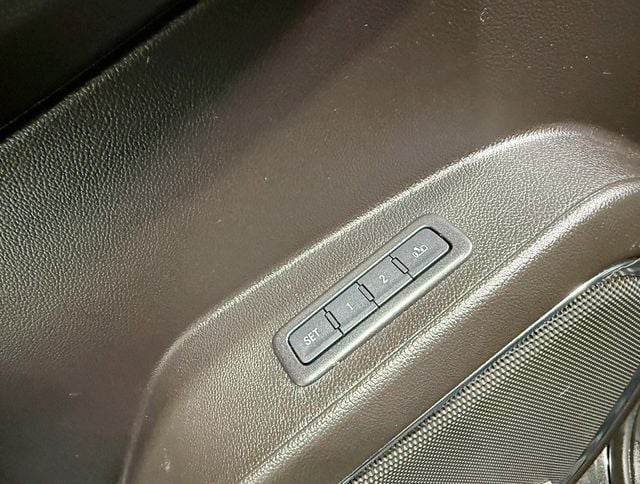 2016 Chevrolet Tahoe 4WD 4dr LT - 22944569 - 33