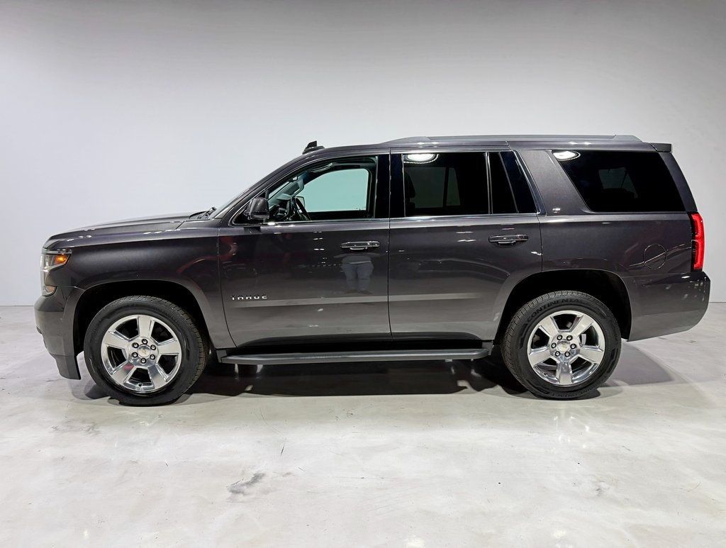 2016 Chevrolet Tahoe LT photo 3