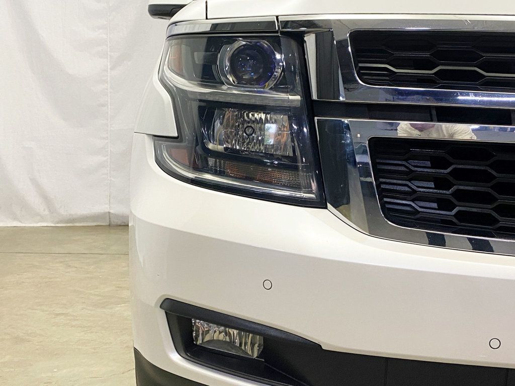 2016 Chevrolet Tahoe LT photo 13