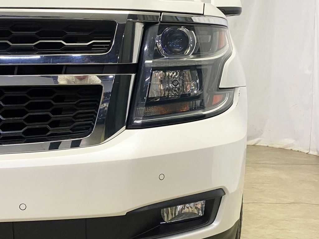 2016 Chevrolet Tahoe LT photo 14