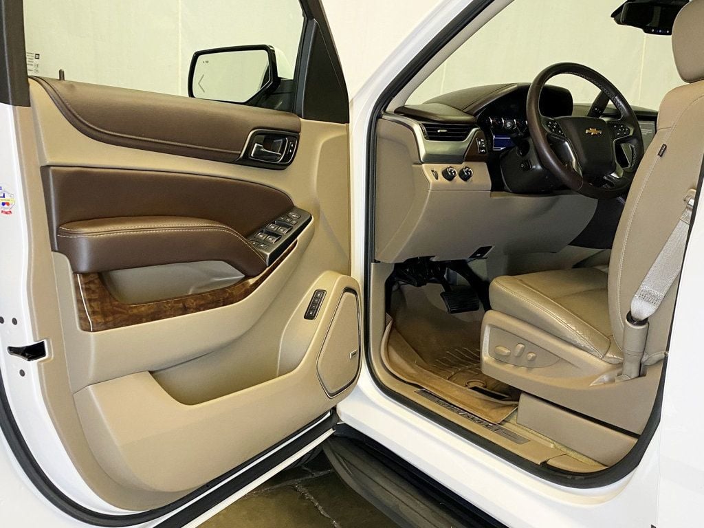 2016 Chevrolet Tahoe LT photo 19