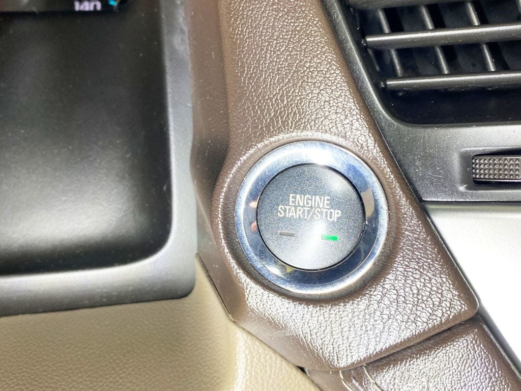 2016 Chevrolet Tahoe LT photo 33