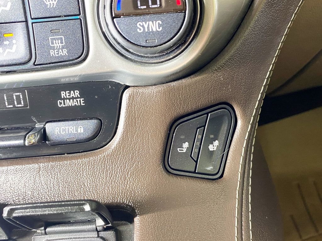 2016 Chevrolet Tahoe LT photo 38