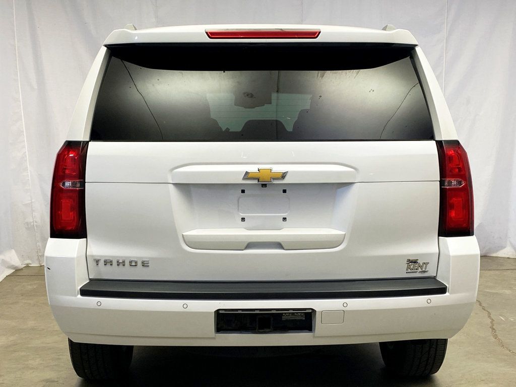 2016 Chevrolet Tahoe LT photo 5