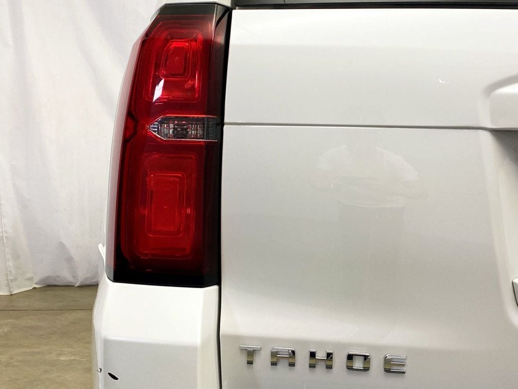 2016 Chevrolet Tahoe LT photo 6