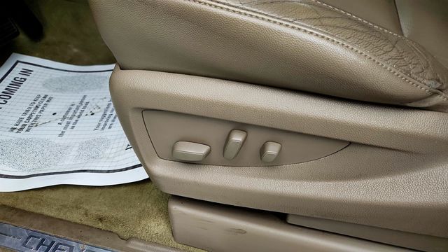 2016 Chevrolet Tahoe 4WD 4dr LT - 23012272 - 10