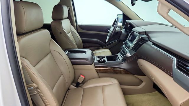 2016 Chevrolet Tahoe 4WD 4dr LT w/ Luxury Pkg, 22'' Wheels & 2nd Row Bucket Seats - 23012272 - 23