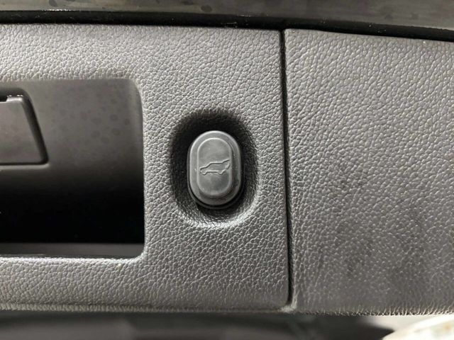 2016 Chevrolet Tahoe 4WD 4dr LTZ - 22954411 - 21