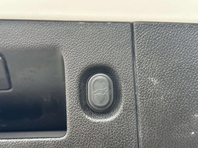 2016 Chevrolet Tahoe 4WD 4dr LTZ - 23057204 - 17