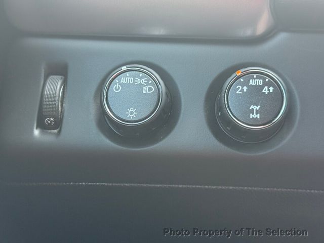 2016 Chevrolet Tahoe 4WD LT W/NAVIGATION, APPLE CARPLAY & ANDROID AUDIO - 22930042 - 41