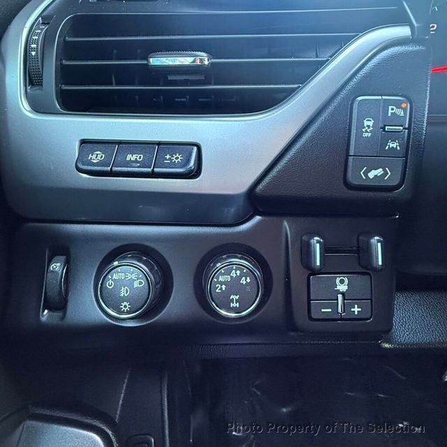 2016 Chevrolet Tahoe 4WD LTZ  W/SUN,ENTERTAINMENT & DESTINATIONS PACKAGE - 23013567 - 26