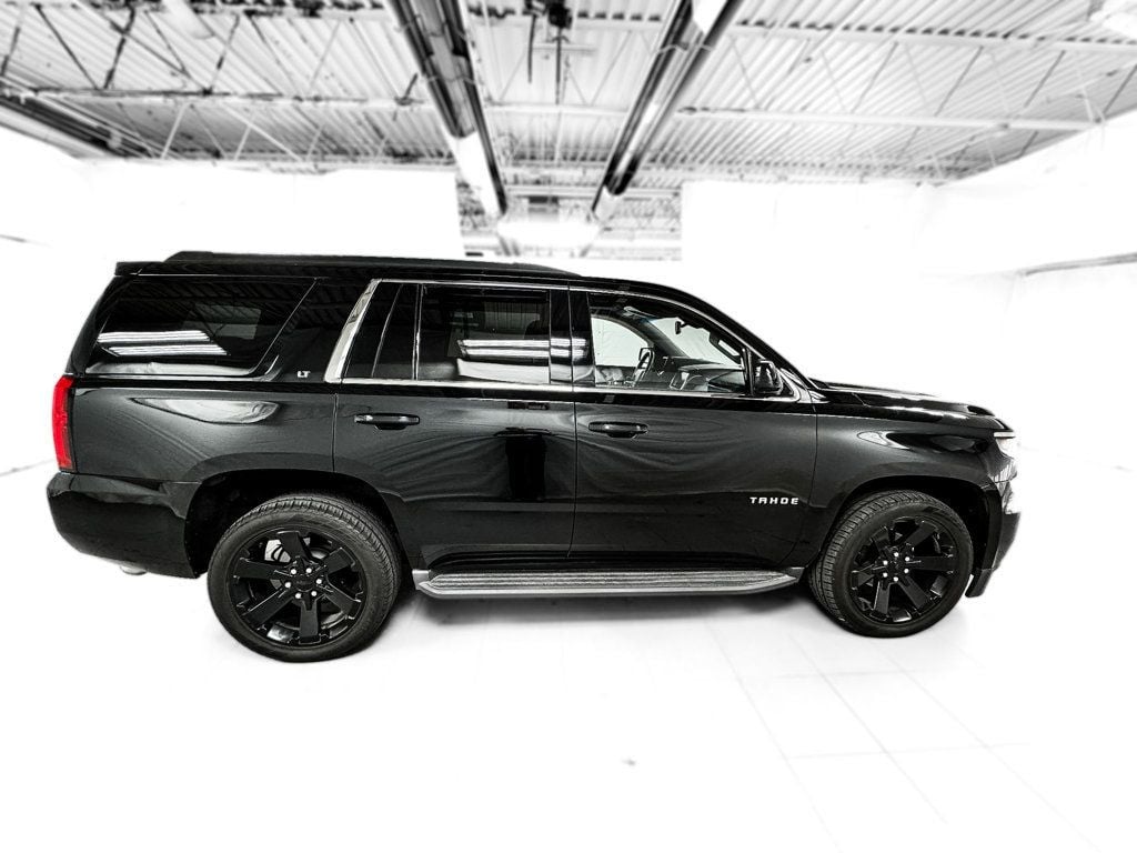 2016 Chevrolet Tahoe LT photo 2