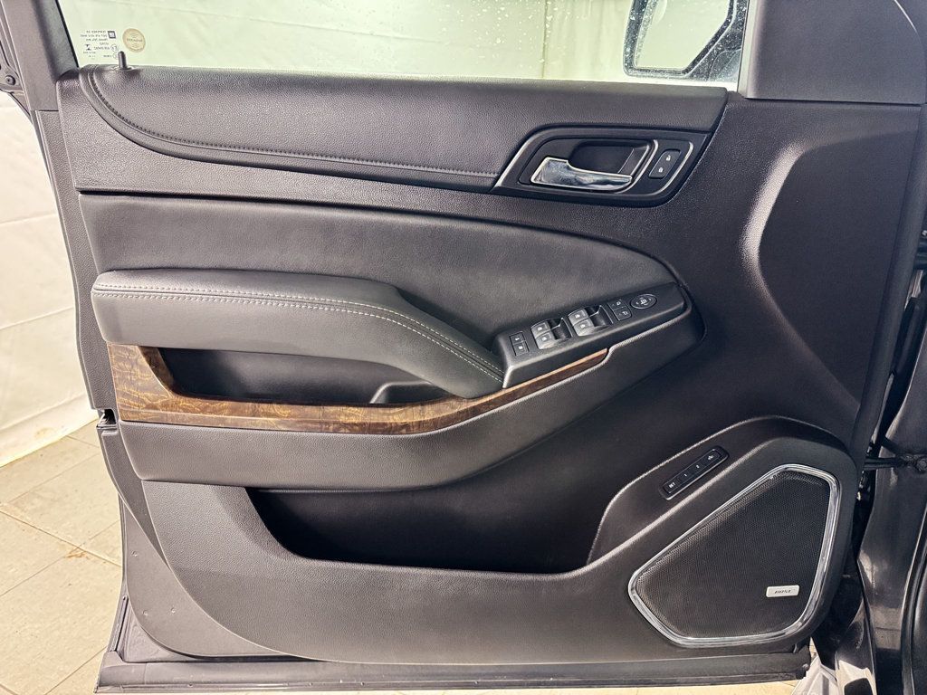 2016 Chevrolet Tahoe LT 4WD - 22982077 - 12