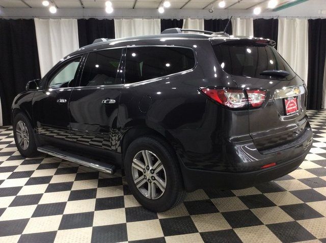 2016 Chevrolet Traverse 2LT photo 4