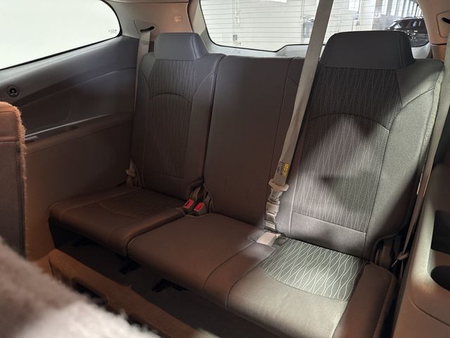 2016 Chevrolet Traverse FWD 4dr LS w/1LS - 22976865 - 28