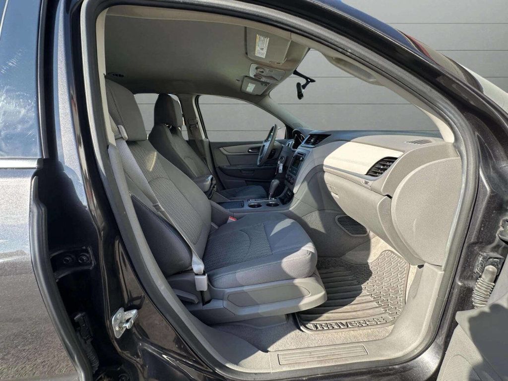 2016 Chevrolet Traverse FWD 4dr LS w/1LS - 22940837 - 32