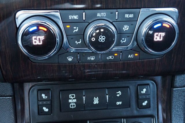2016 Chevrolet Traverse LT, THIRD ROW SEATING, BOSE PREMIUM SOUND SYSTEM, CLOTH SEATS - 23092528 - 37