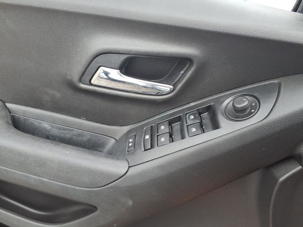 2016 Chevrolet Trax FWD 4dr LT - 22996155 - 13