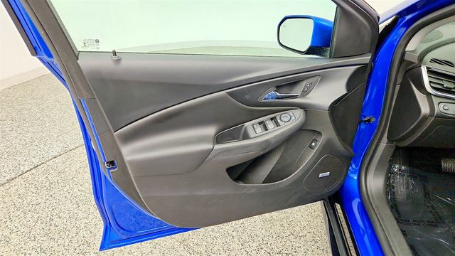 2016 Chevrolet Volt 5dr Hatchback Premier w/ Navigation & Driver Confidence II Pkg - 23079624 - 9