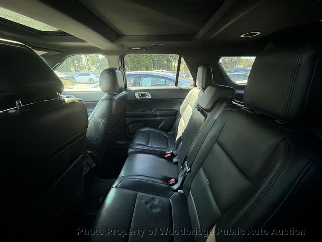 2016 Chrysler 200 4dr Sedan S AWD - 23099590 - 7