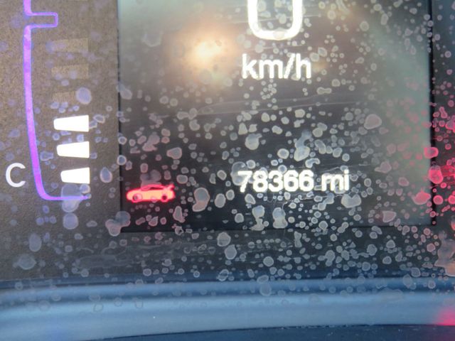 2016 Chrysler 200 4dr Sedan S FWD - 22981298 - 14