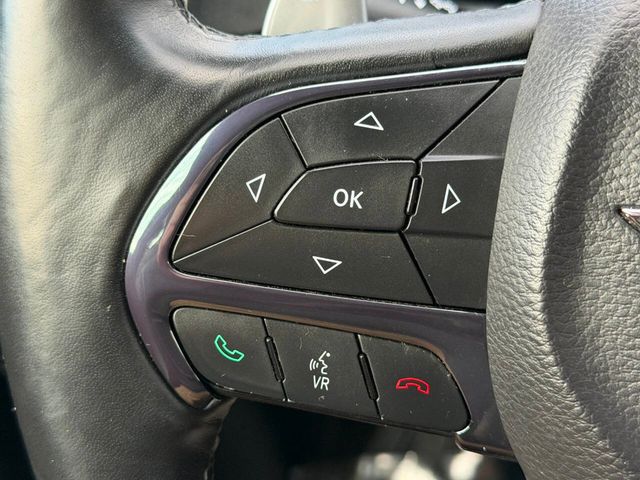 2016 Chrysler 200 4dr Sedan S FWD - 23004538 - 35