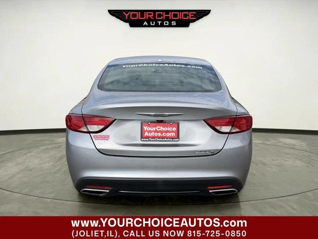 2016 Chrysler 200 4dr Sedan S FWD - 23004538 - 3