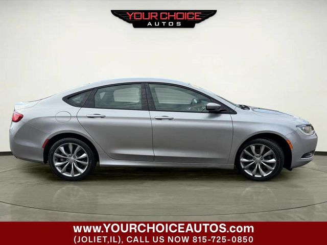2016 Chrysler 200 4dr Sedan S FWD - 23004538 - 6